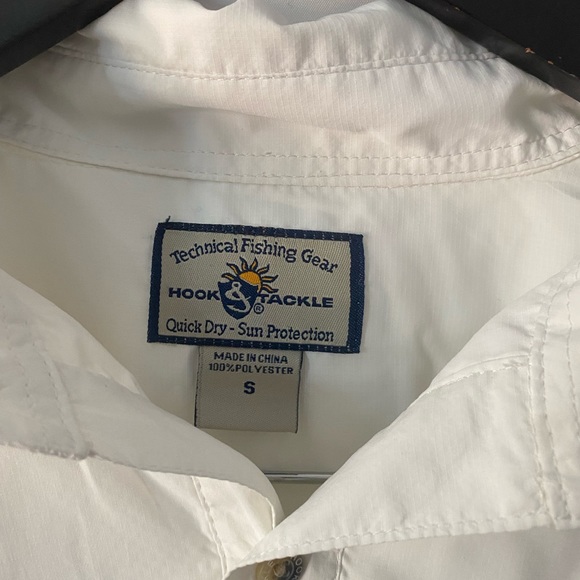 Hook and tackle fishing shirt - Picture 7 of 7